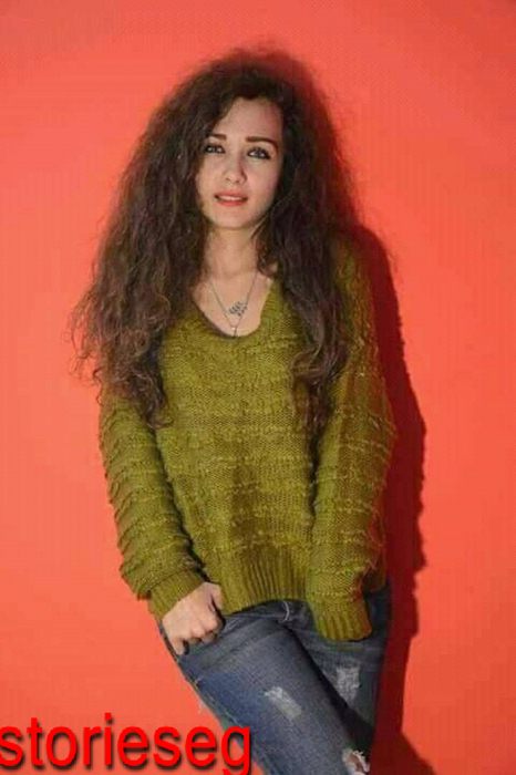 ولاء عزام