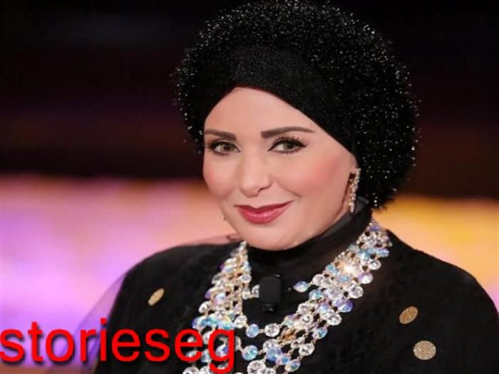 الفنانة صابرين
